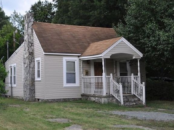 4th image of 523 Queen Ann St