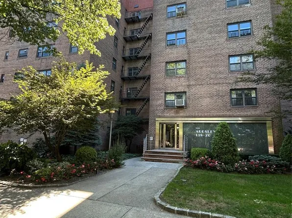 138-20 31st Road #2C, Flushing, NY 11354