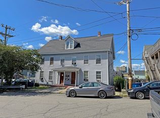 8 Read St, Lowell, MA 01850