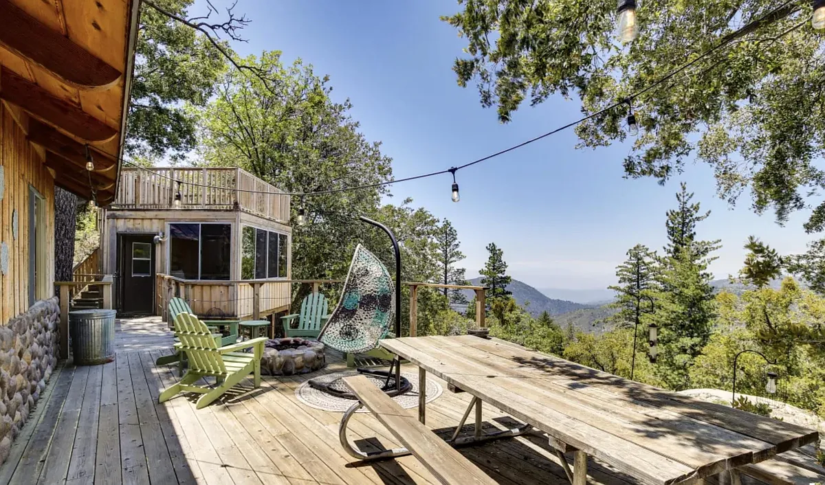 Building Photo - 24930 Pine Cove Rd