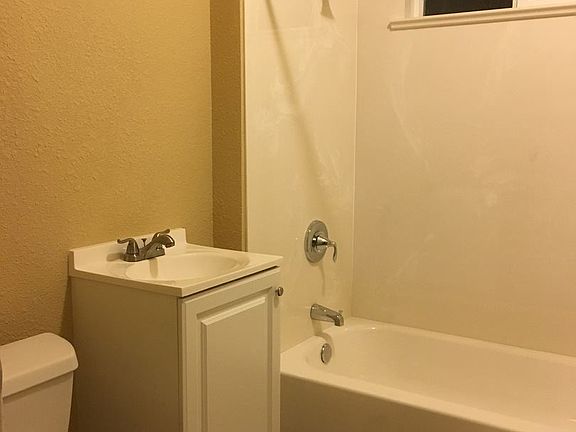 5th image of 4003 1st Ave