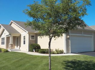 S70W15336 Honeysuckle Ln, Muskego, WI 53150