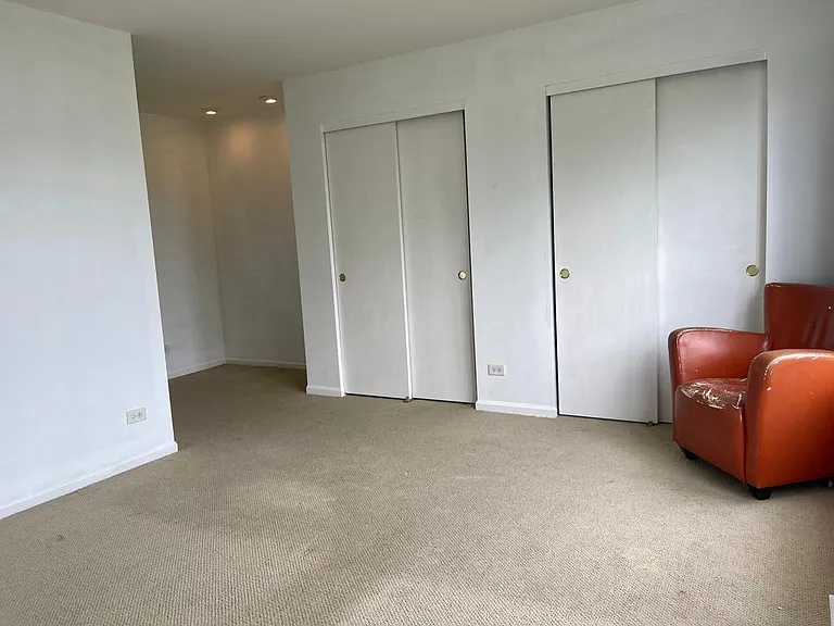 880 Genesee Dr — Photo 27