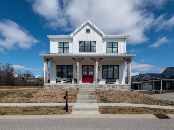 2435 E Cathcart St, Bloomington, IN 47401
