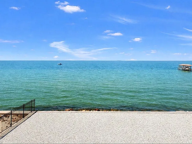 6504 Surfside Blvd #4 — Photo 5