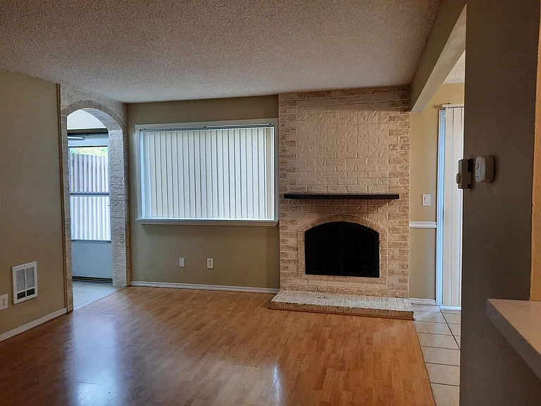 2820 Ct B Steilacoom Gdns — Photo 3