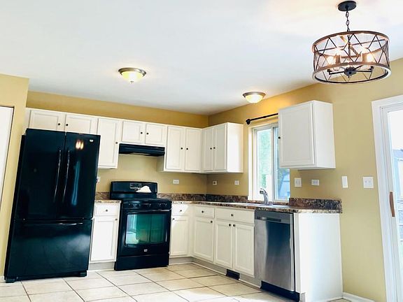 4th image of 1099 Golden Oaks Pkwy