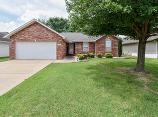 839 S Dexter Ave, Springfield, MO 65802