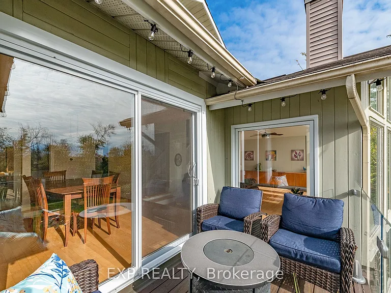 1238 Barnwell Cres — Photo 41
