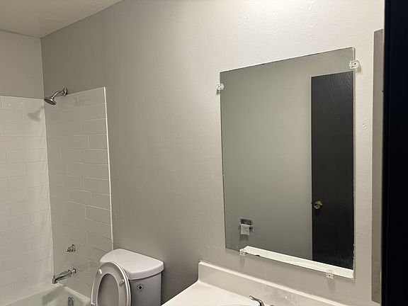 4th image of 1557 N Winslowe Dr #3B
