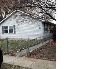 921 N 14th St, Springfield, IL 62702