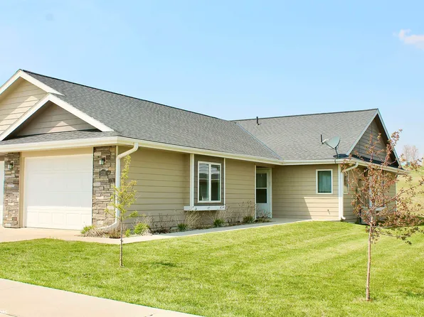 1318 E 22nd St, Atlantic, IA 50022