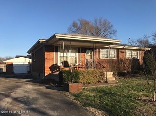 9701 Lancewood Rd, Louisville, KY 40229
