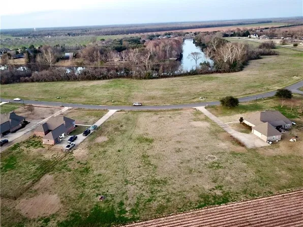 Saint Jerard Ave, Natchitoches, LA 71457