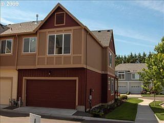 3rd image of 1265 SE Roundelay St