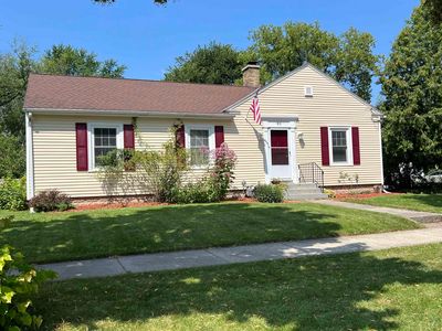 910 S Irwin Ave, Green Bay, WI, 54301