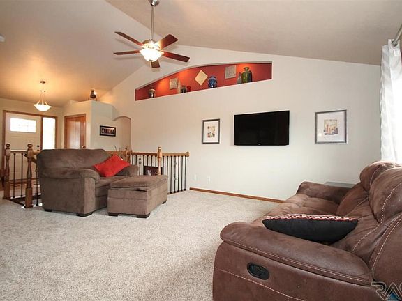 5th image of 7516 S Denton Ave