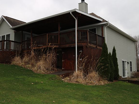 3rd image of 6333 Stoneridge Dr