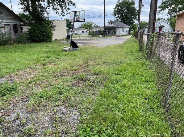 4416 Lyons Ave, Houston, TX 77020