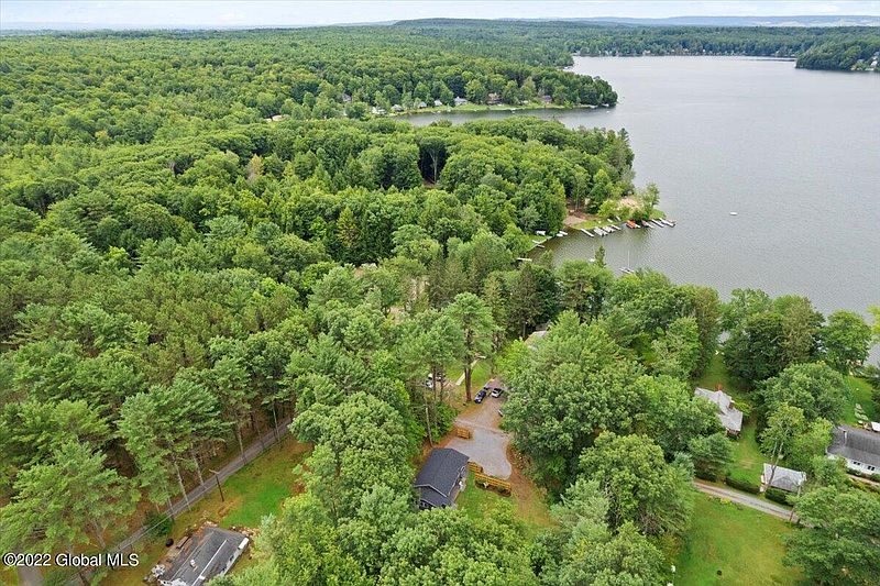 3rd image of 6017 W Middle Line Road