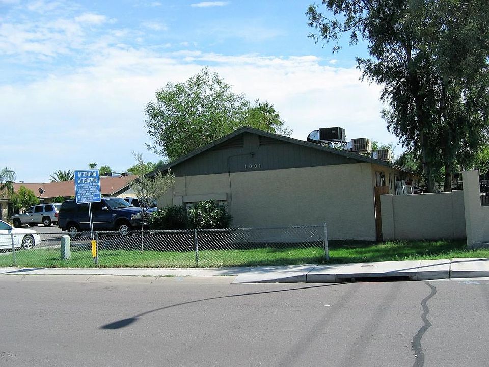 2nd image of 1001 E Commonwealth Pl