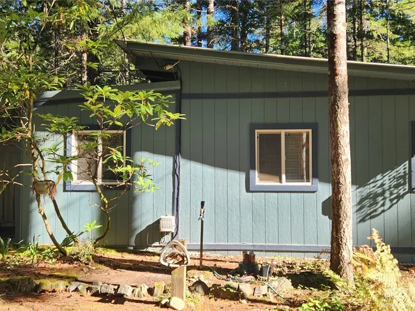 231 NE Madrona Avenue, Tahuya, WA 98588
