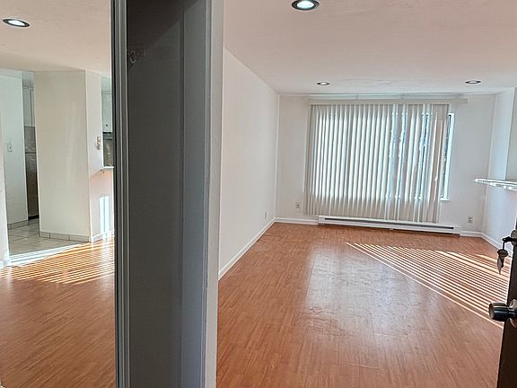 2nd image of 4711 Callan Blvd APT 11