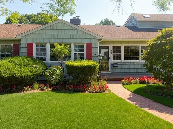 523 Archer Street, Freeport, NY 11520