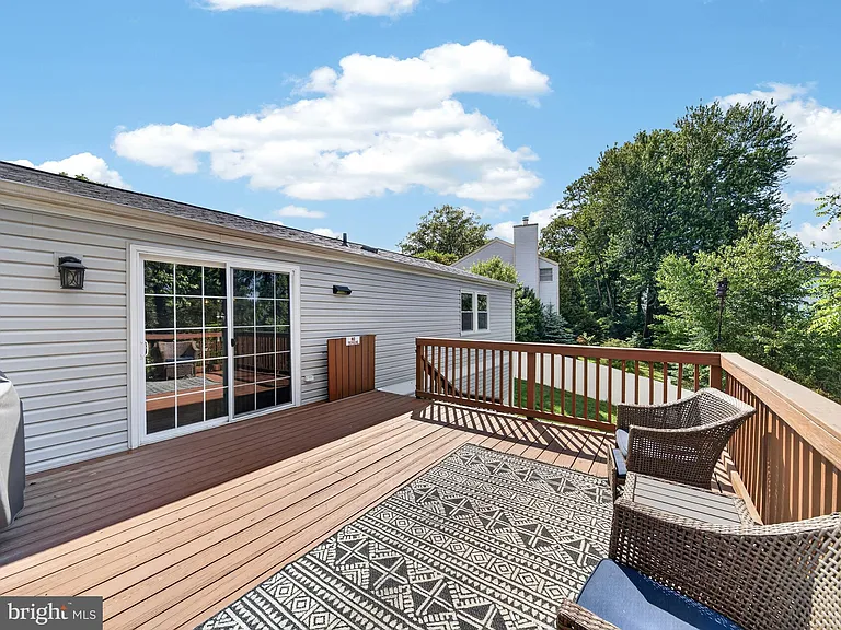 3806 Candlelight Ct — Photo 48