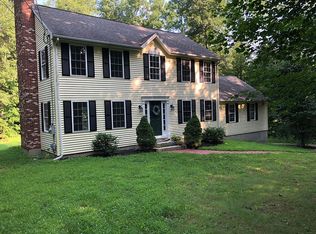 216 County Rd, Woodstock, CT 06281