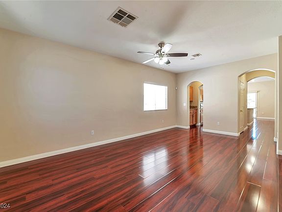 3rd image of 8117 Boxberry Ave
