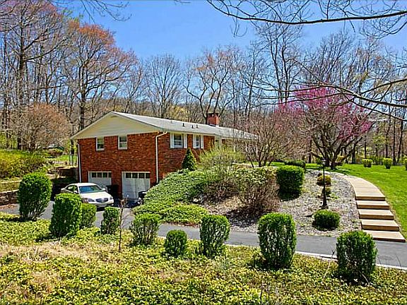 5th image of 4951 Northlawn Cir