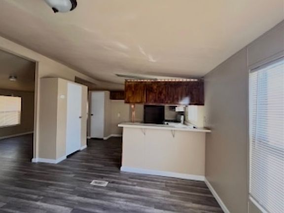 5th image of 4411 Esmar Rd Space 2
