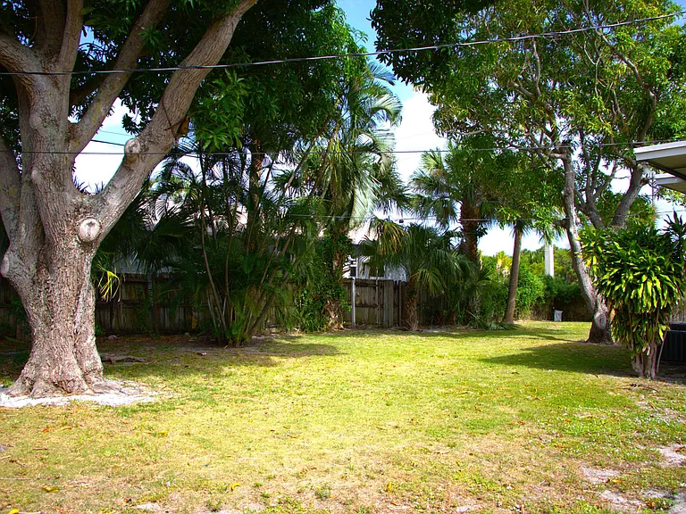 5701 N Flagler Dr — Photo 24