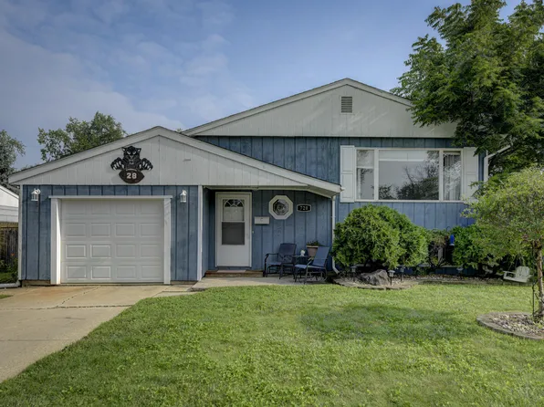 720 Darcy Ln, Griffith, IN 46319