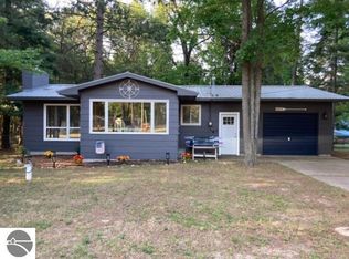 8959 South St, Saint Helen, MI 48656