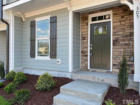 3rd image of 305 Old Grove Ln