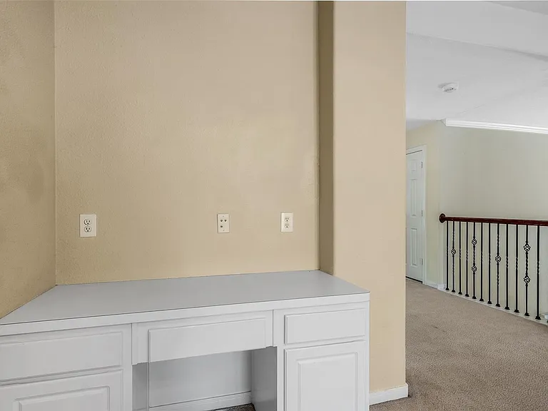 7 Ebony Oaks Pl — Photo 30