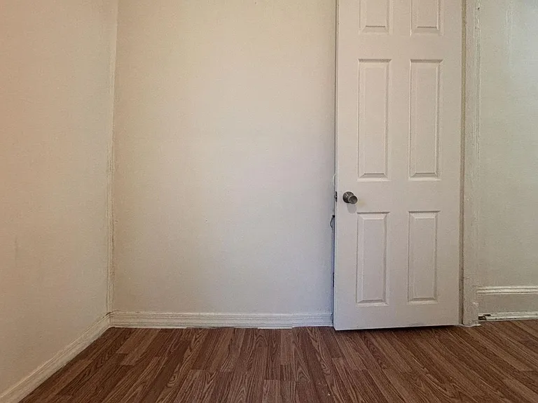 743 E Hilton St — Photo 5