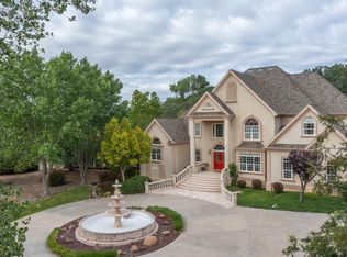 22575 Rio Robles Dr, Red Bluff, CA 96080