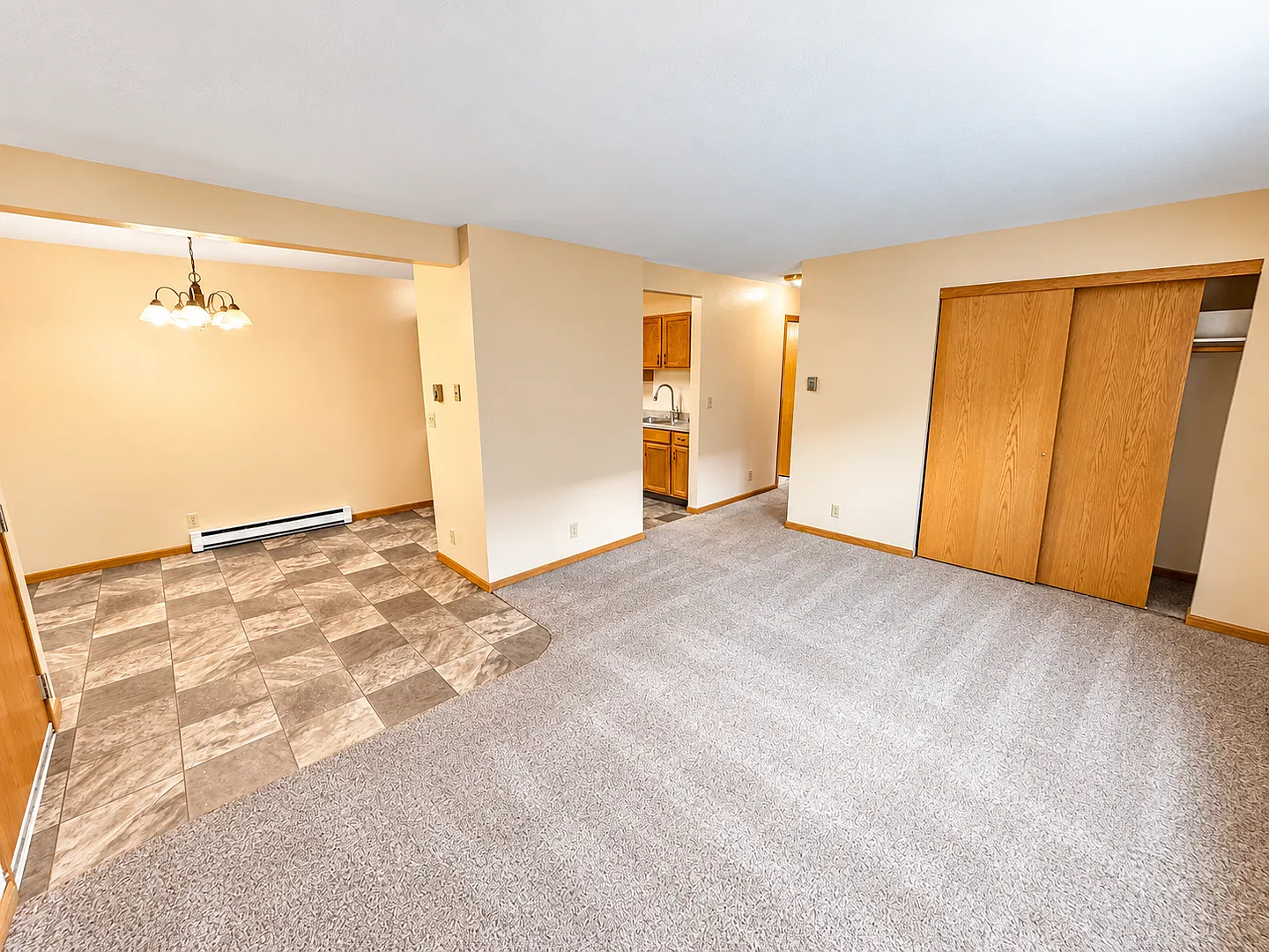 812 Canyon Ave — Photo 2