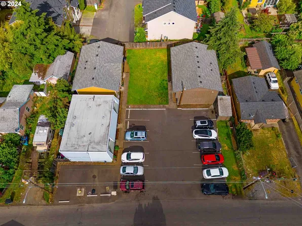 2015 Carlson Rd, Vancouver, WA 98661