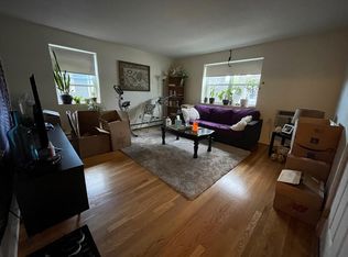 649 Washington St APT 3, Brighton, MA 02135