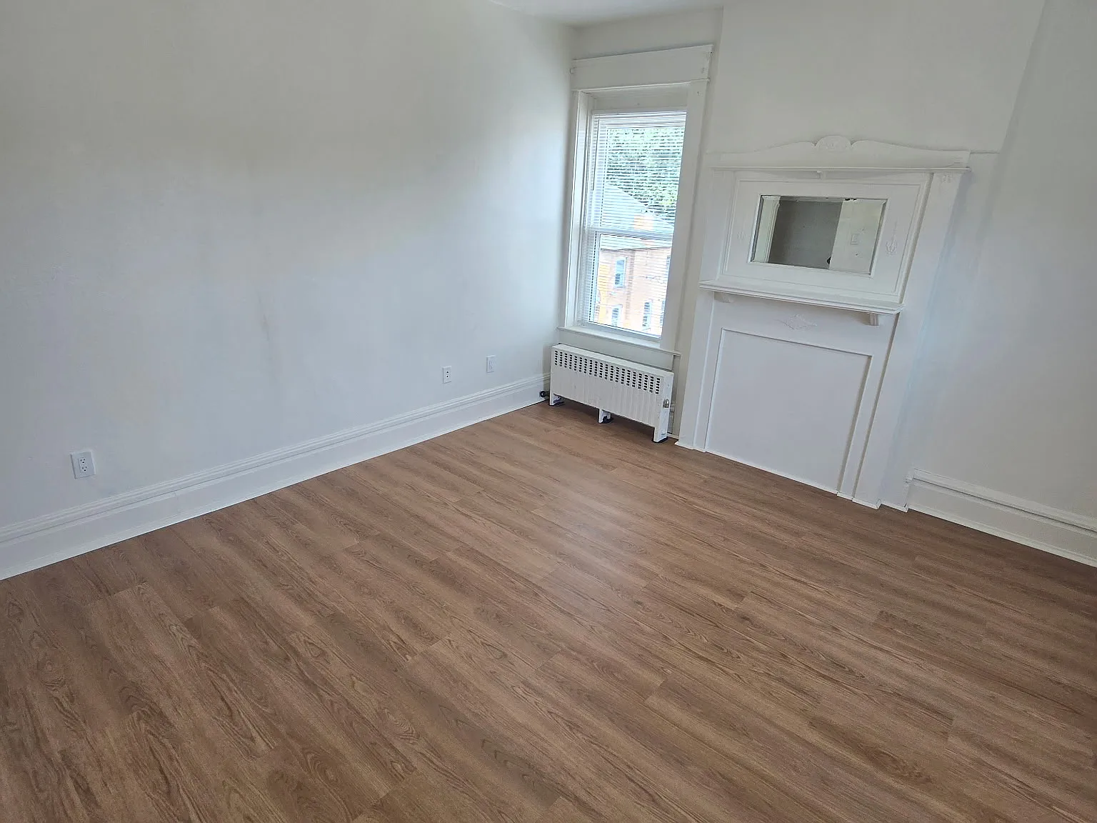 2 bed, 750 sqft, $945 — Photo 4