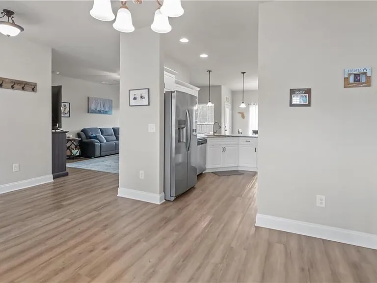 182 Gavin Way — Photo 12
