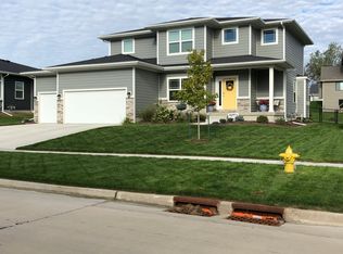 1040 Jaycee Ln, Adel, IA 50003