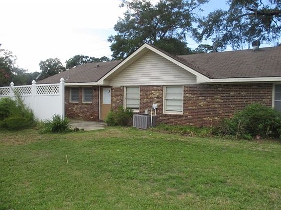 2nd image of 805 Crispen Blvd