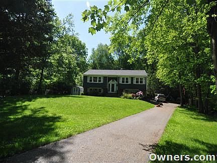 3rd image of 36 Lakeside Dr