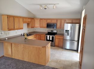 22130 Zion Pkwy NW, Oak Grove, MN 55011