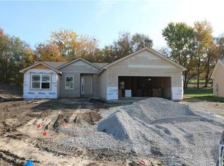 5313 Crystal Dr, Saint Joseph, MO 64503